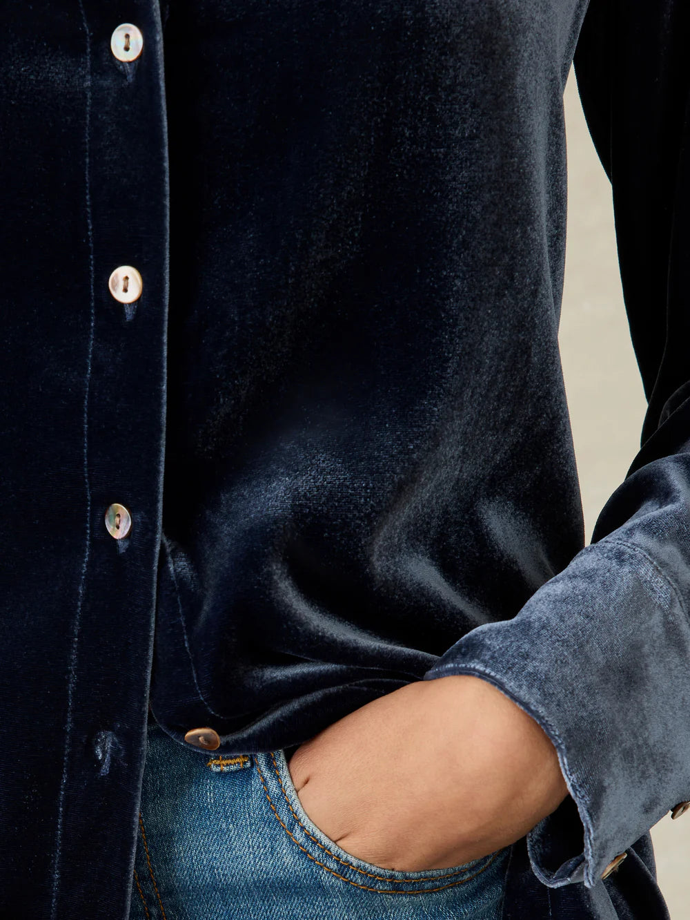 Faherty Stretch Silk Velvet Genevieve shirt