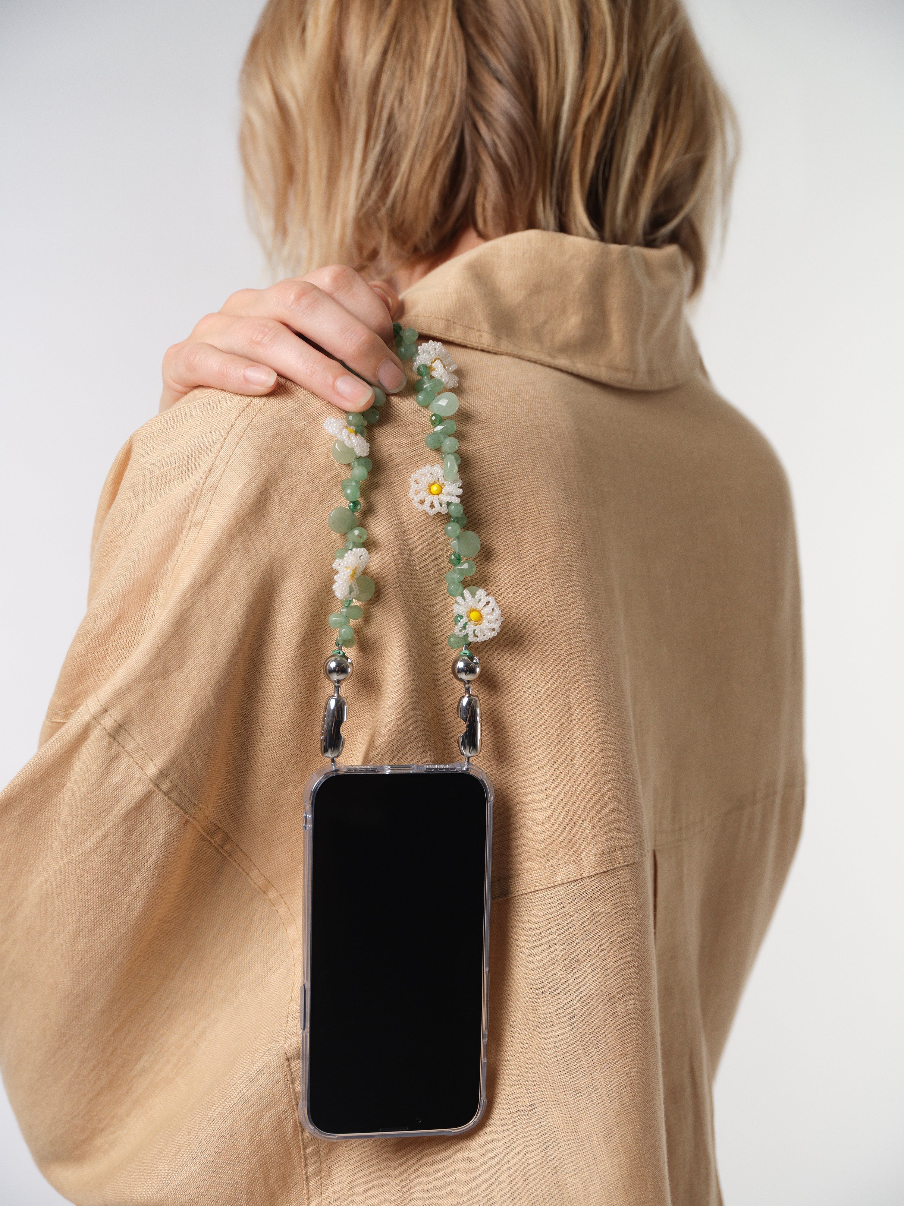 Ossa New York Daisy Gemstone Wristlet