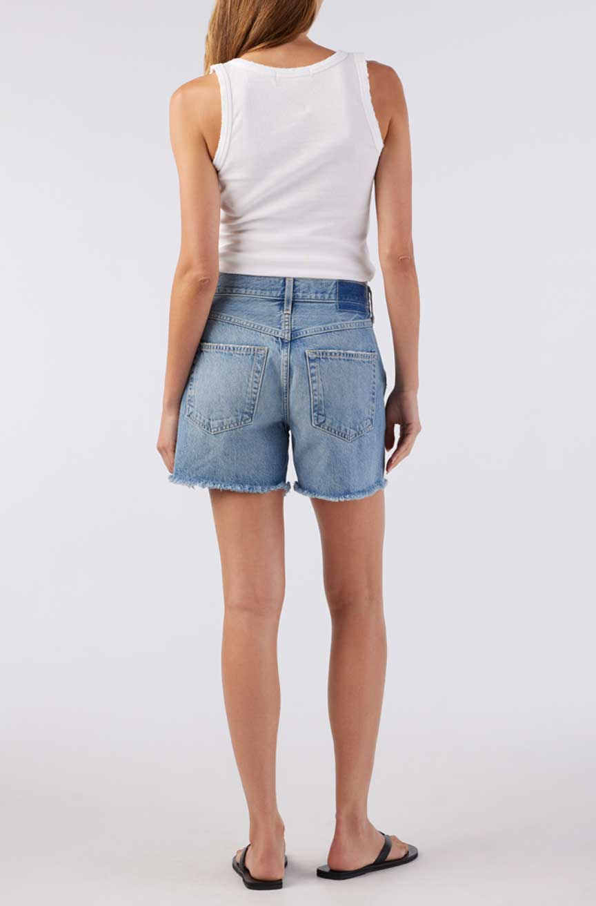 AMO Billie Short