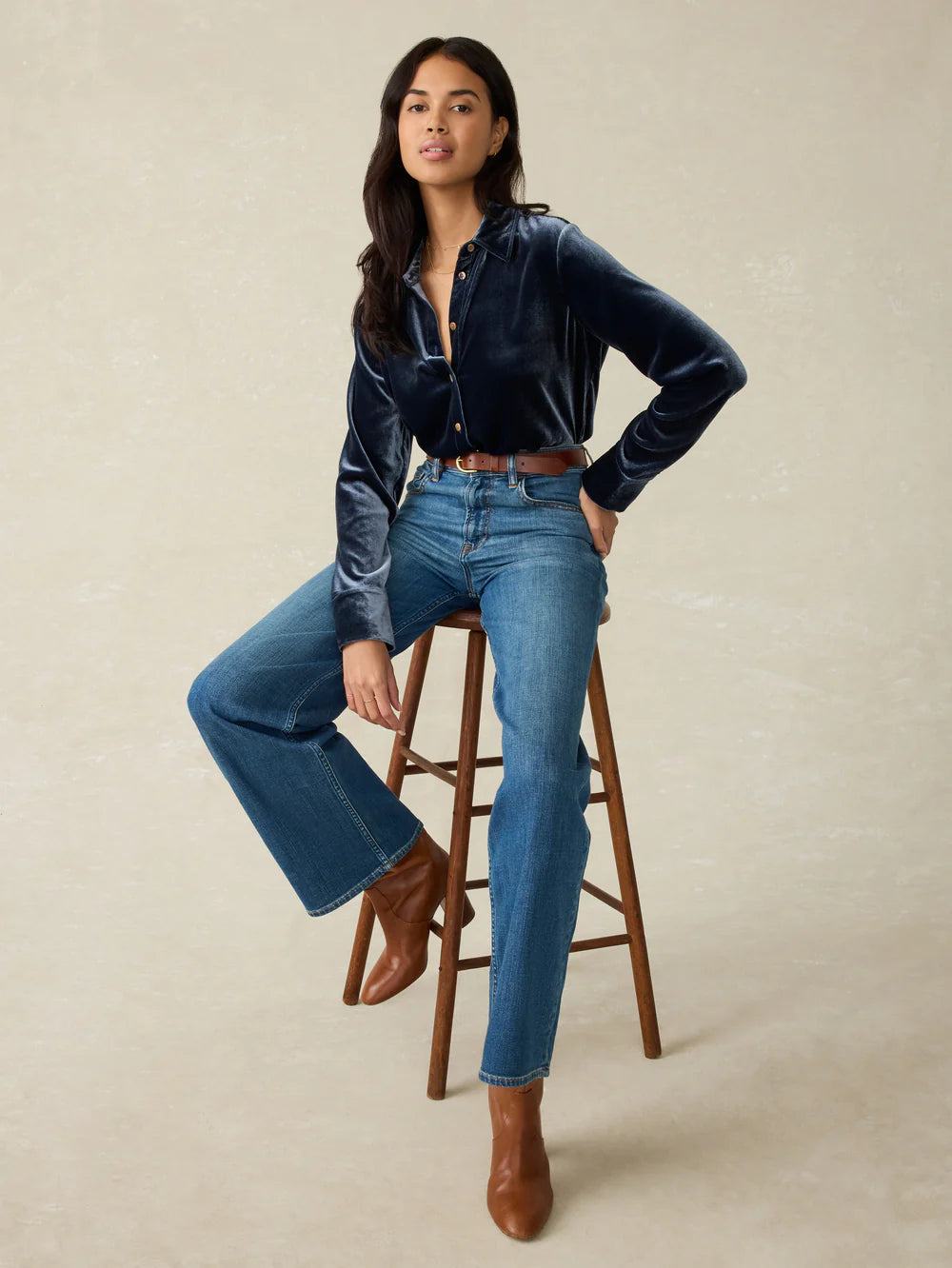 Faherty Stretch Silk Velvet Genevieve shirt
