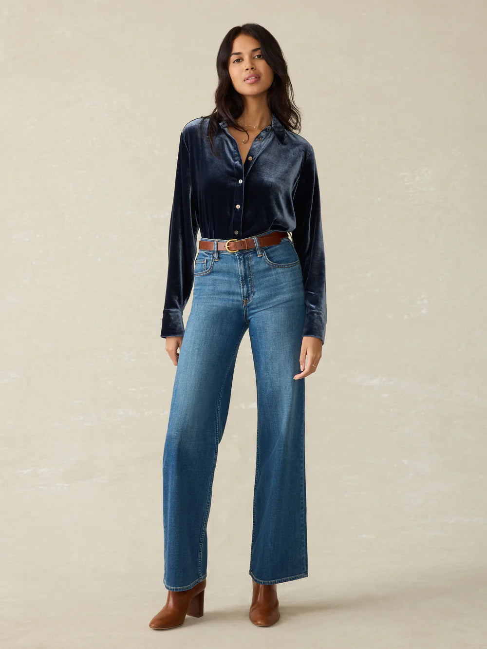 Faherty Stretch Silk Velvet Genevieve shirt