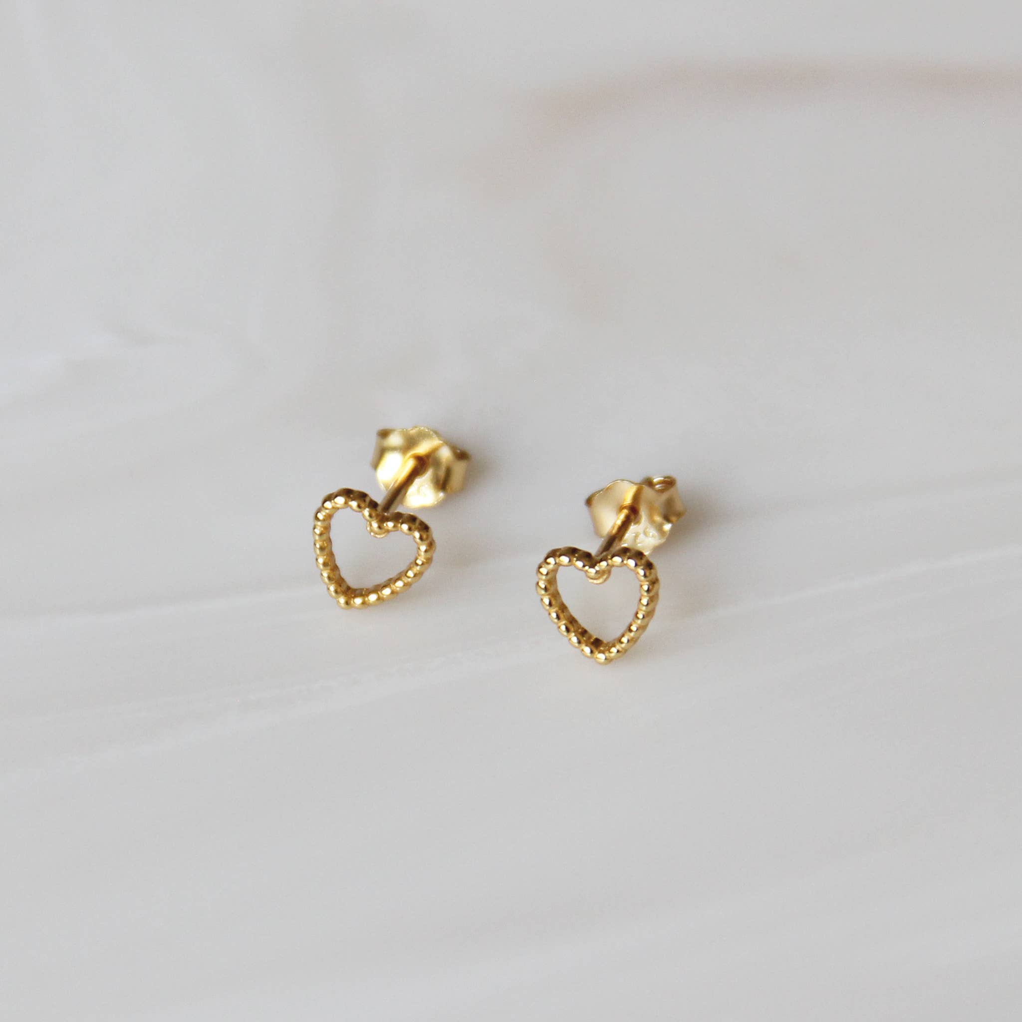 Tiny Beaded Open Heart Studs: Gold