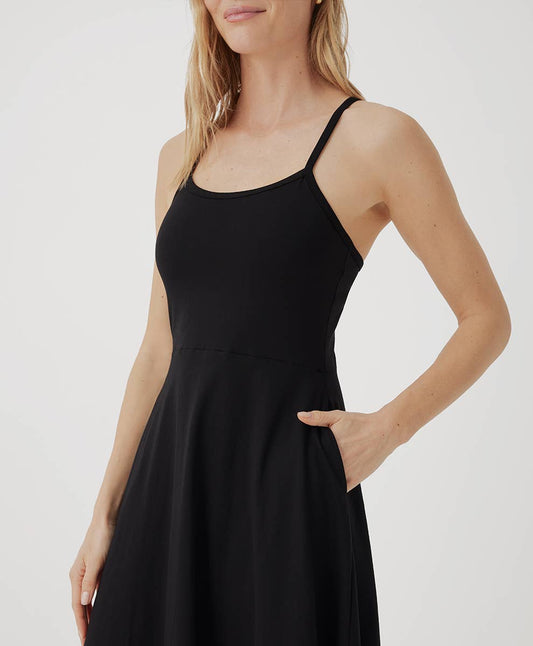 Women’s Fit & Flare Midi Dress: Large / Black